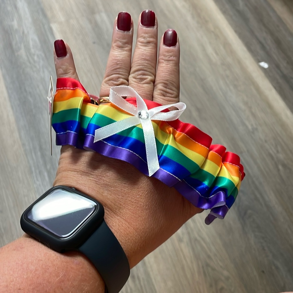 Rainbow garter